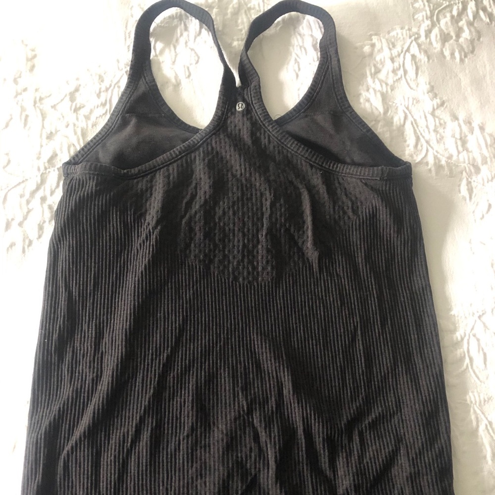 Lululemon black texture tank top